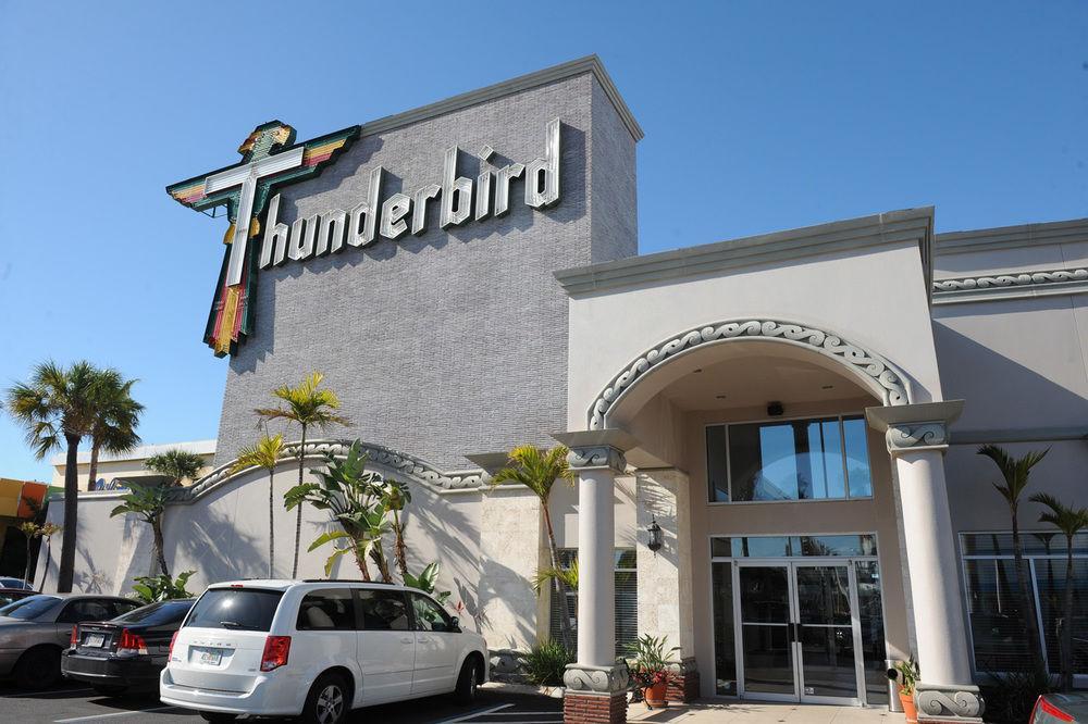 Thunderbird Beach Resort Treasure Island Exterior foto