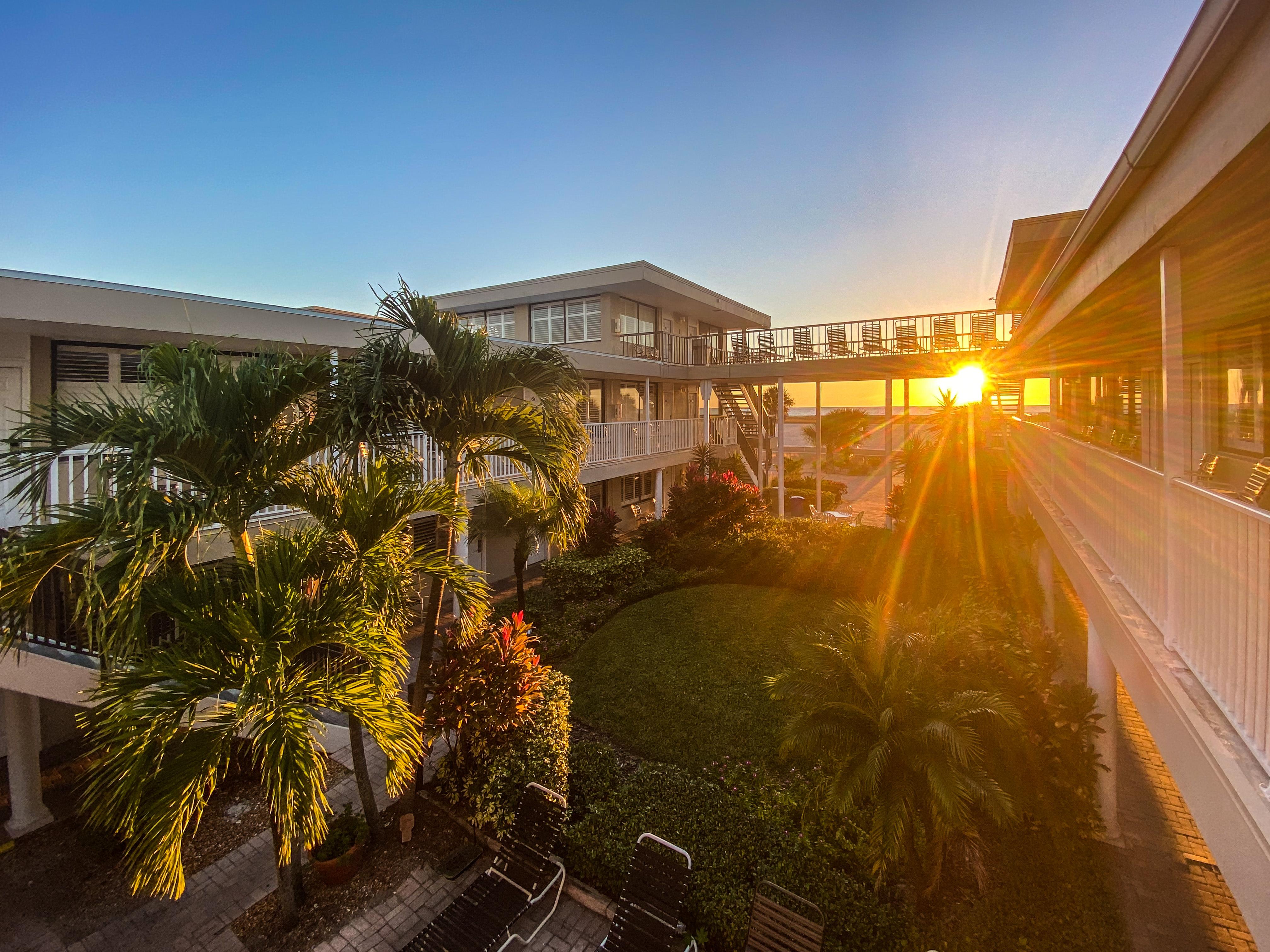 Thunderbird Beach Resort St. Pete Beach Exterior foto