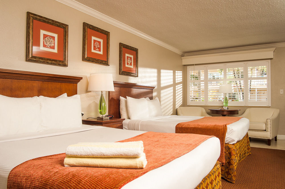 Thunderbird Beach Resort Treasure Island Exterior foto